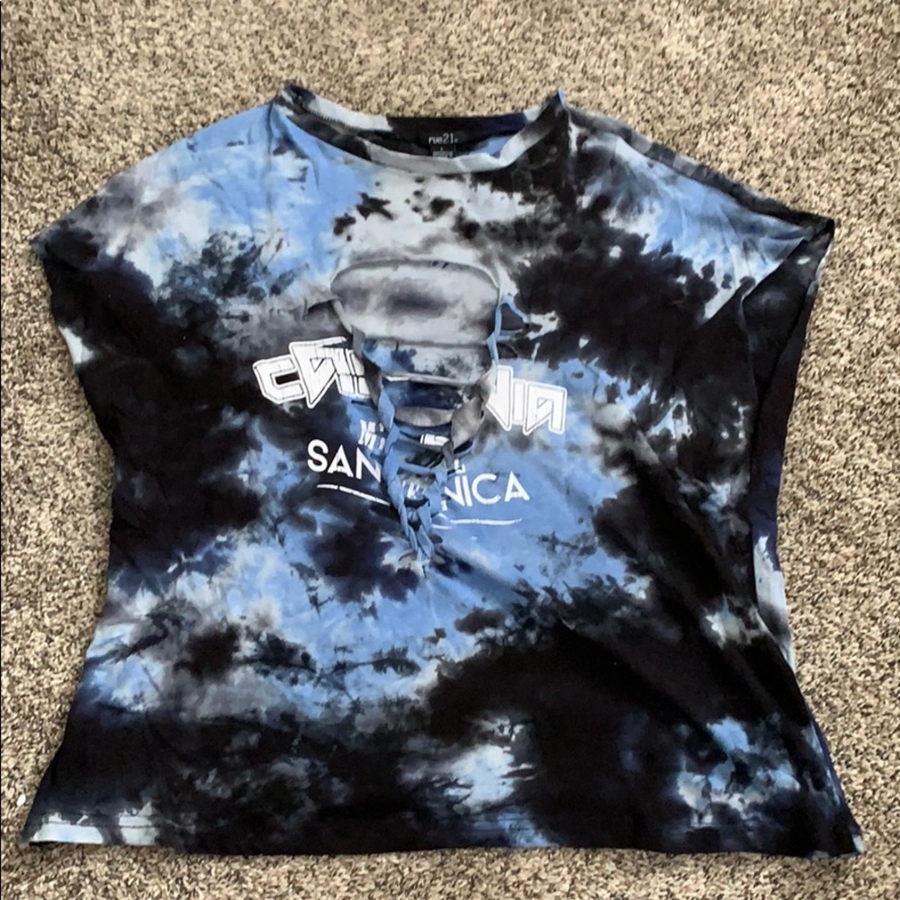 Tie Dye macrame tee